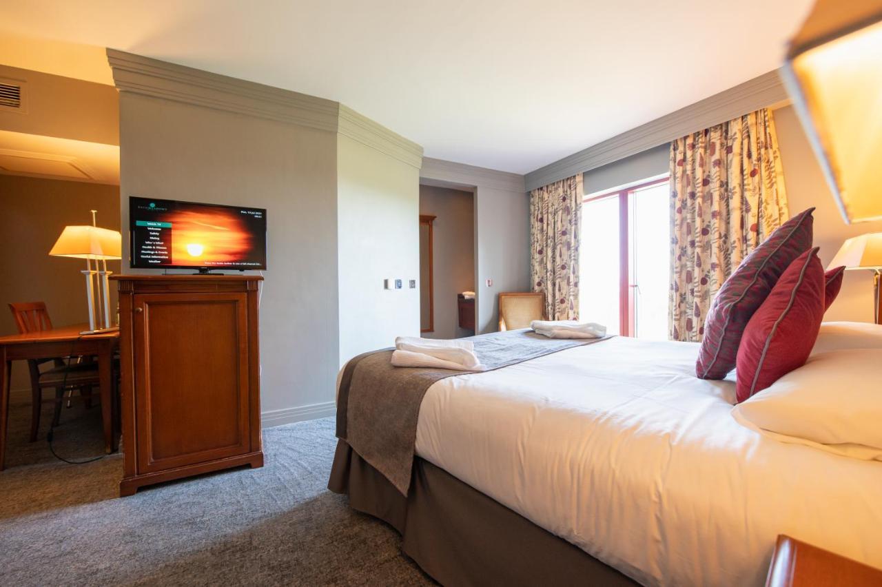 Bryn Meadows Golf, Hotel & Spa Blackwood  Esterno foto