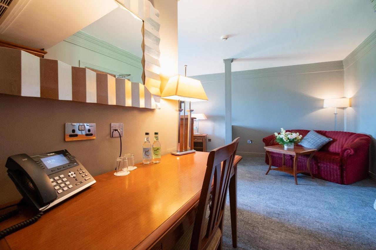 Bryn Meadows Golf, Hotel & Spa Blackwood  Esterno foto