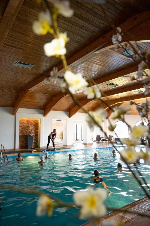 Bryn Meadows Golf, Hotel & Spa Blackwood  Esterno foto